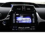 Toyota Prius 1.8 First Edition | Trekhaak | Head Up Display | Keyless Entry | Dealer Onderhouden | Navigatie |