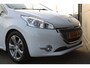 Peugeot 208 1.6 VTi Allure | Panoramadak | Trekhaak | Climate control | Lichtmetaal | NL auto | 102.000km |