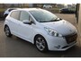 Peugeot 208 1.6 VTi Allure | Panoramadak | Trekhaak | Climate control | Lichtmetaal | NL auto | 102.000km |