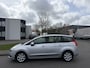 Peugeot 5008 1.6-16V VTi SR 7-Persoons 120 PK. Zeer fijn rijdende auto !!!