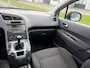Peugeot 5008 1.6-16V VTi SR 7-Persoons 120 PK. Zeer fijn rijdende auto !!!