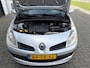 Renault Clio 1.2-16V Team Spirit 75 PK. Leuke,zuinige en fijn rijdende auto !!! Origineel slechts 144.000 KM !!