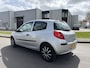 Renault Clio 1.2-16V Team Spirit 75 PK. Leuke,zuinige en fijn rijdende auto !!! Origineel slechts 144.000 KM !!