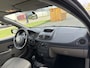 Renault Clio 1.2-16V Team Spirit 75 PK. Leuke,zuinige en fijn rijdende auto !!! Origineel slechts 144.000 KM !!