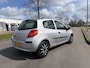 Renault Clio 1.2-16V Team Spirit 75 PK. Leuke,zuinige en fijn rijdende auto !!! Origineel slechts 144.000 KM !!