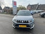 Suzuki Vitara 1.4 Boosterjet Stijl // Trekhaak afneembaar // Two-tone // Zwarte velgen // PDC // Full led // Rijklaarprijs!