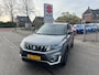 Suzuki Vitara 1.4 Boosterjet Stijl // Trekhaak afneembaar // Two-tone // Zwarte velgen // PDC // Full led // Rijklaarprijs!