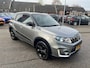 Suzuki Vitara 1.4 Boosterjet Stijl // Trekhaak afneembaar // Two-tone // Zwarte velgen // PDC // Full led // Rijklaarprijs!
