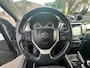Suzuki Vitara 1.4 Boosterjet Stijl // Trekhaak afneembaar // Two-tone // Zwarte velgen // PDC // Full led // Rijklaarprijs!