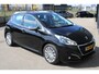 Peugeot 208 1.2 PureTech Allure | Automaat | Navi by app | Camera | Apple carplay | Climate control | Bluetooth | Lichtmetaal |