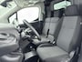 Toyota ProAce City 1.2 Turbo Live Long | Trekhaak | Lat om lat | Parkeersensoren voor/achter | Camera | Apple Carplay / Android Auto | Cruise Control | Airco | 3-zits | Betonplex | 16 inch | Anti-inbraakgeraamte