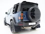 Land Rover Defender 110 2.0 P400e 110 Urban WideTrack Look | Panoramadak | Explorer Pack | Sidesteps | Lightbar | Trekhaak | Meridian | Carplay