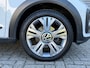 Volkswagen Up! 1.0 BMT 75pk cross up! | Cruise control | Climate control | 5 Deurs | Stoelverw.
