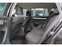 Skoda Octavia Combi 1.6 TDI 105pk DSG Navigatie DAB Xenon / LED Elektrische achterklep Keyless start 17" LMV
