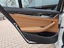 BMW 5-Serie Touring 520i High Executive Edition | Automaat | LED | Trekhaak | Parkeerhulp | Camera | Navi | Leder | Stoelverwarming |