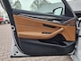 BMW 5-Serie Touring 520i High Executive Edition | Automaat | LED | Trekhaak | Parkeerhulp | Camera | Navi | Leder | Stoelverwarming |
