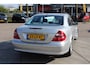 Mercedes-Benz E-klasse 240 Avantgarde km zijn nap geen import NETTE AUTOMAAT