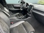 Volvo XC40 2.0 D4 AWD R-Design Intro Edition | Panoramadak | Trekhaak | 20" | Harman/Kardon |