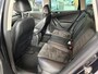 Volkswagen Passat Variant 1.4 TSI Highline BlueMotion,Schuifkanteldak,Stoelverwarming,Automaat.