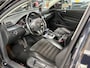 Volkswagen Passat Variant 1.4 TSI Highline BlueMotion,Schuifkanteldak,Stoelverwarming,Automaat.