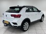 Volkswagen T-Roc 1.0 TSI Style Business TREKHAAK | NAVIGATIE | PARKEERSENSOREN VOOR-EN ACHTER