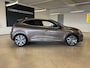 Renault Clio 1.3 TCe Initiale Paris APPLE CARPLAY ANDROID AUTO / LEDEREN BEKLEDING CLIMATE CONTROLE / CRUISE CONTROLE / NAVIGATIE.