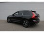 Volvo XC60 2.0 T8 Twin Engine AWD R-Design (Pano Sportleder/Memory/Ventilatie/Massage Carplay Navi/360Camera Blis HarmanKardon Standkachel Full-Led PrivacyGlass)