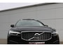 Volvo XC60 2.0 T8 Twin Engine AWD R-Design (Pano Sportleder/Memory/Ventilatie/Massage Carplay Navi/360Camera Blis HarmanKardon Standkachel Full-Led PrivacyGlass)