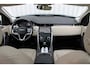 Land Rover Discovery Sport P300e 1.5 R-Dynamic SE | 360° Camera | Cruise | Apple carplay/Andriod Auto | Elektrisch verstelbare stoelen | Stoel verwarming | Trekhaak | Climate control | Parkeersensoren | Panoramadak |