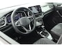 Volkswagen T-Roc 1.5 TSI 150pk DSG R-Line Business+ Trekhaak Keyless Navigatie