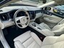 Volvo XC60 2.0 T6 Plug-in hybrid AWD Ultra Dark|Pano|H&K|22"