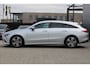 Mercedes-Benz CLA Shooting Brake 180 AUT7 Luxury Line LEDER SFEER CARPLAY TREKHAAK