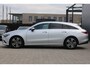 Mercedes-Benz CLA Shooting Brake 180 AUT7 Luxury Line LEDER SFEER CARPLAY TREKHAAK