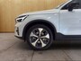 Volvo XC40 2.0 B4 Plus Dark | BLIS | Harman & Kardon | Camera | Elektrische stoele + geheugen | Adapt. Cruise | All-season banden