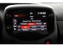 Toyota Aygo 1.0 VVT-i x-joy | Apple Carplay/Android Auto | Climate Control | Lichtmetalen Velgen | Parkeercamera |