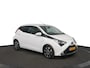 Toyota Aygo 1.0 VVT-i x-joy | Apple Carplay/Android Auto | Climate Control | Lichtmetalen Velgen | Parkeercamera |
