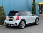 MINI Cooper Mini 1.5 Chili Business | PANO | STOELVERW. | JCW.PAKKET | LED | 18'LMV | KEYLESS |SFEERVERL | CRUISE | NAV | PDC | ECC