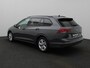 Volkswagen Golf Variant 1.5 eTSI Life Business 130 PK | Automaat | Stoelverwarming| Cruise Control Adaptief | Stuurwiel verwarming | Apple Carplay | Android Auto | Elektrische Achterklep | Camera| Navi | Cam | Climatronic | LED | Parkeersensoren | Licht metalen velgen |