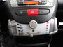 Toyota Aygo 1.0 VVT-i Aspiration Automaat Airco | Parkeersensoren achter | Lichtmetalen velgen | Elektrische ramen | Radio