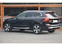 Volvo XC60 T8 Hybride AWD Plus Bright LONG RANGE | Panoramadak | Harman/Kardon | Stoel + Stuur Verwarmd | Trekhaak | Camera |