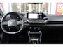 Citroën C4 C4 1.2 HYbrid 145PK MAX | HEAD UP DISPLAY | CAMERA VOOR + ACHTER | NAVIGATIE | DRAADLOZE TELEFOONLADER | FULL LED KOPLAMPEN | DRAADLOZE APPLE CARPLAY/ANDROID AUTO | 18" LICHTMETALEN VELGEN | ADAPTIVE CRUISE CONTROL | CLIMATE CONTROL | LEDEREN BEKLEDING | DAB+ RADIO | KEYLESS ENTRY/START |