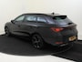 SEAT Leon Sportstourer 1.5 TSI e-Hybrid FR Business | Achteruitrijcamera | Keyless entry | Elektrische achterklep | Zwarte logo's | 18" Velgen zwart
