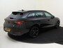 SEAT Leon Sportstourer 1.5 TSI e-Hybrid FR Business | Achteruitrijcamera | Keyless entry | Elektrische achterklep | Zwarte logo's | 18" Velgen zwart