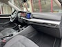 Volkswagen Golf 1.5 TSI Life | ACC | PDC | IQ-light | Memory | Stoelverw./massage | Getint glas |