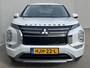 Mitsubishi Outlander 2.4 PHEV Business Edition / 1600kg Trekgewicht / 8 jaar Garantie / Origineel NL Auto / Yamaha Audio Installatie / Navigatie/ Apple Carplay Android Auto / 360 Camera / HUD / Elektrische Achterklep / PHEV AWD 4WD