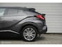 Toyota C-HR / C-HR+ 1.8 Hybrid Executive | Camera | Trekhaak | Half-leder | Two Tone | Stoelverwarming | Cruise Control | Zwarte hemel | LED