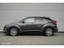 Toyota C-HR / C-HR+ 1.8 Hybrid Executive | Camera | Trekhaak | Half-leder | Two Tone | Stoelverwarming | Cruise Control | Zwarte hemel | LED