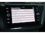 Volkswagen Tiguan 1.5 TSI R-Line Business+ Camera | LED Matrix | Carplay | Adapt. Cruise | Alcantara | Elektr. Klep | 20" LMV | PDC V+A