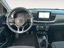 Kia Stonic 1.0 T-GDi MHEV DynamicPlusLine | Trehaak Afneembare Kogel + 13-Polige Stekker | Apple Carplay / Android Auto | Navigatiesysteem | Licht + Regensensor | Parkeersensoren + Camera Achter | Cruise Control | 16" Lichtmetalen Velgen