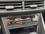 Volkswagen Taigo TSI 110PK DSG R-LINE BUSINESS IQ-LIGHT/CARPLAY/PANORAMADAK